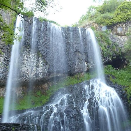 Le Gite Du Velay Bains Luaran gambar