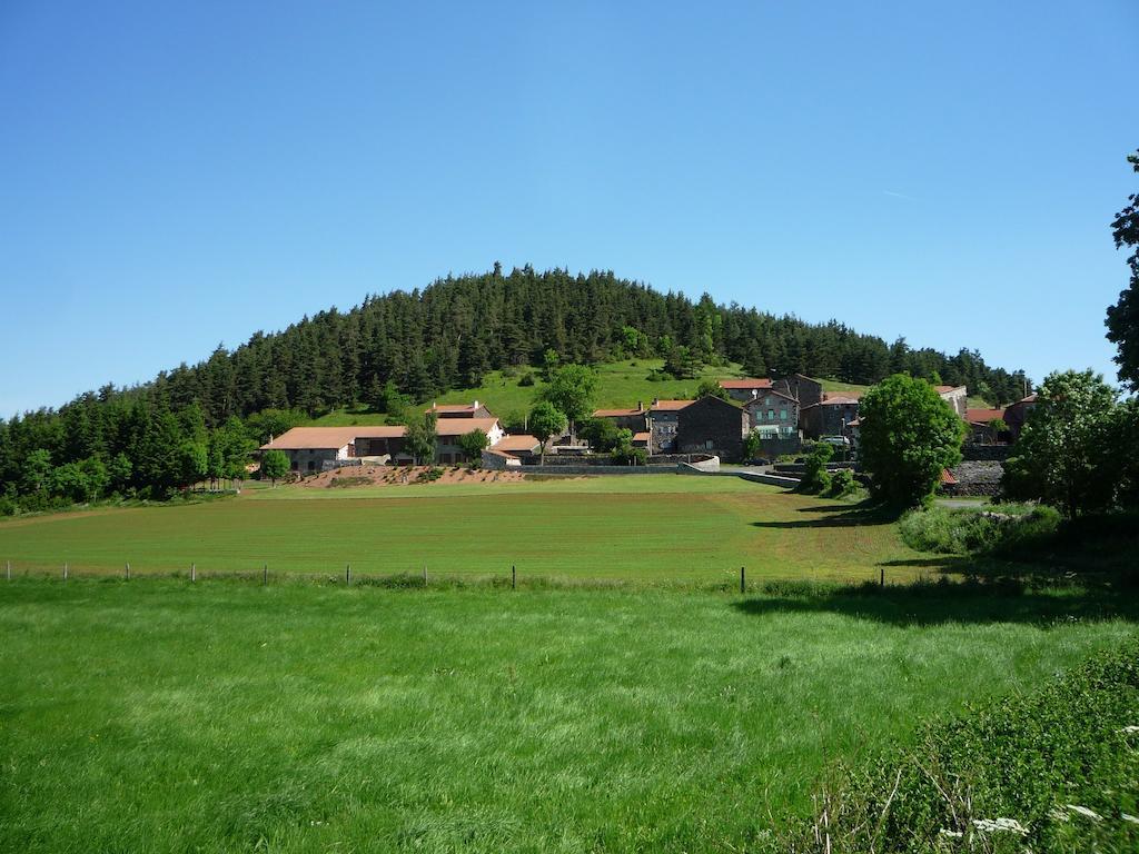 Le Gite Du Velay Bains Luaran gambar