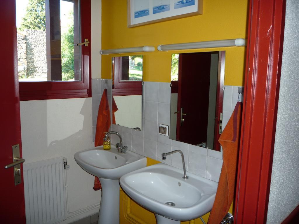 Le Gite Du Velay Bains Luaran gambar